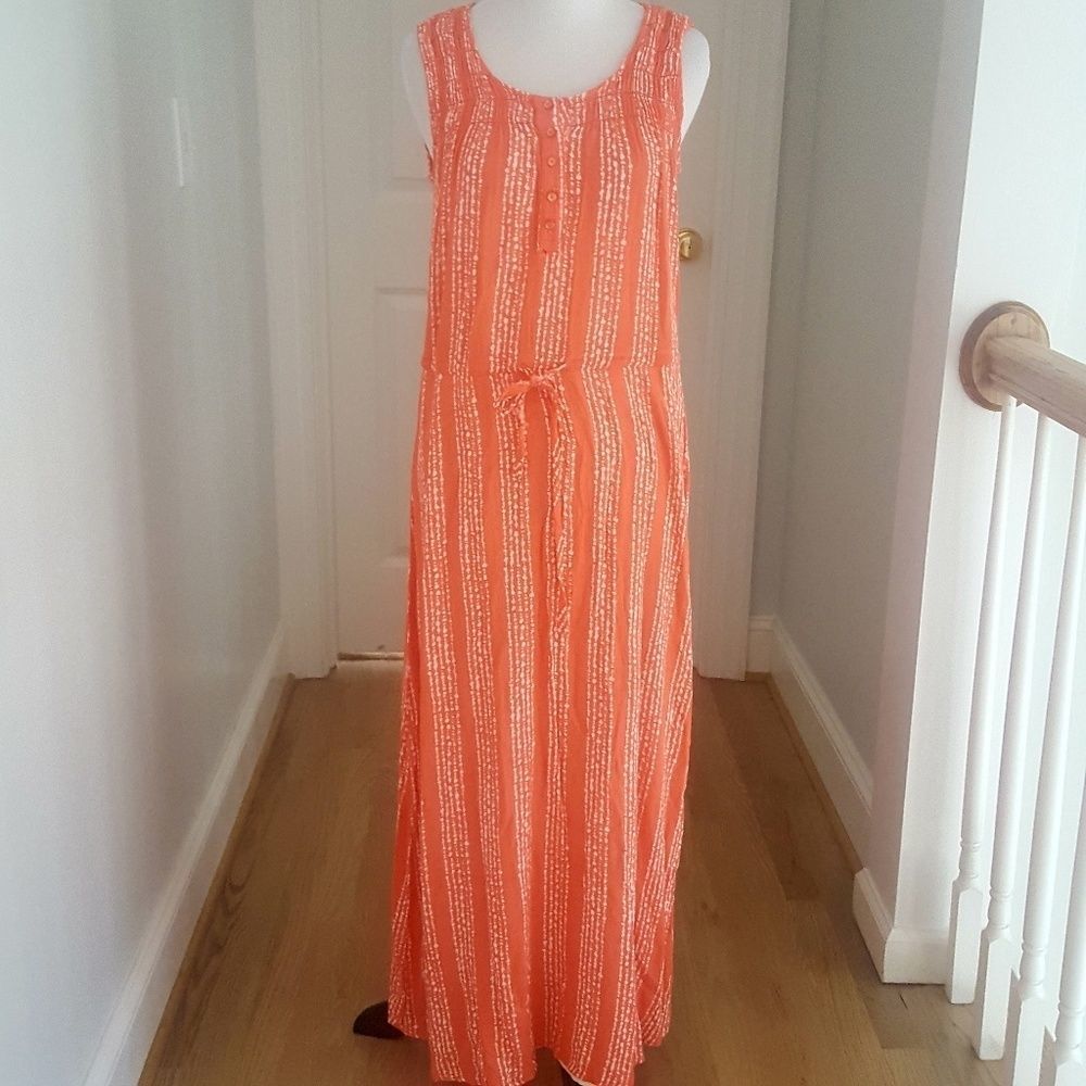 “Ella Moss” Coral White Maxi Dress